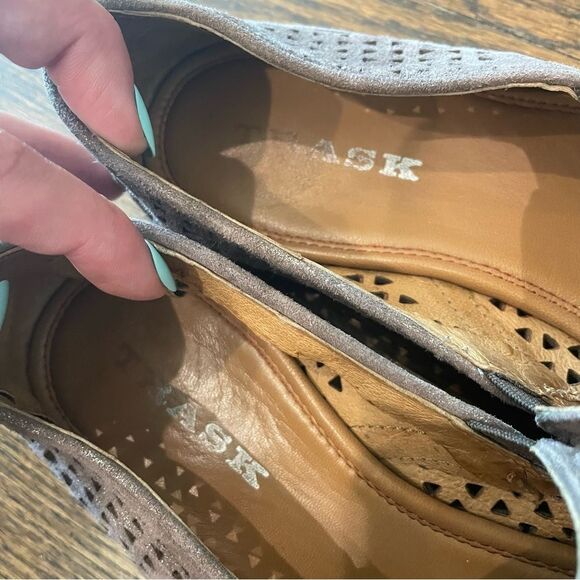 TRASK Ali Perforated Metallic Pewter Gray Leather Slip On Loafers - Picture 8 of 12